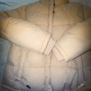 BODYS Women's Cream Puffer Jacket large